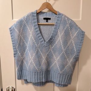Kendall & Kylie Blue Argyle Sweater Vest. Size S
